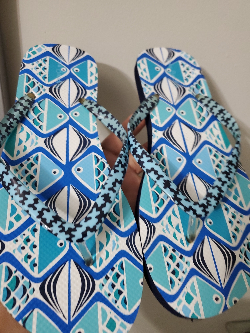 Vera Bradley Blue Teal Patterned Flip Flop Sandals